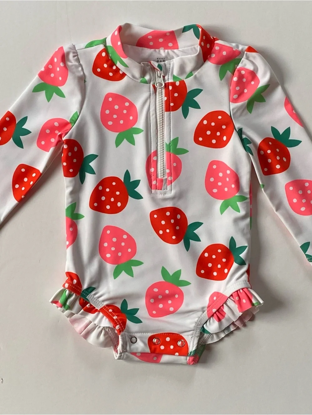 GAP rashguard swimsuit